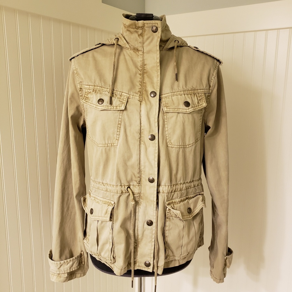 Aritzia Talula | Tan Trooper Jacket